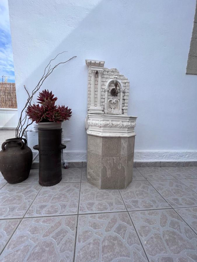 Kamara Traditional House Soroni Bagian luar foto